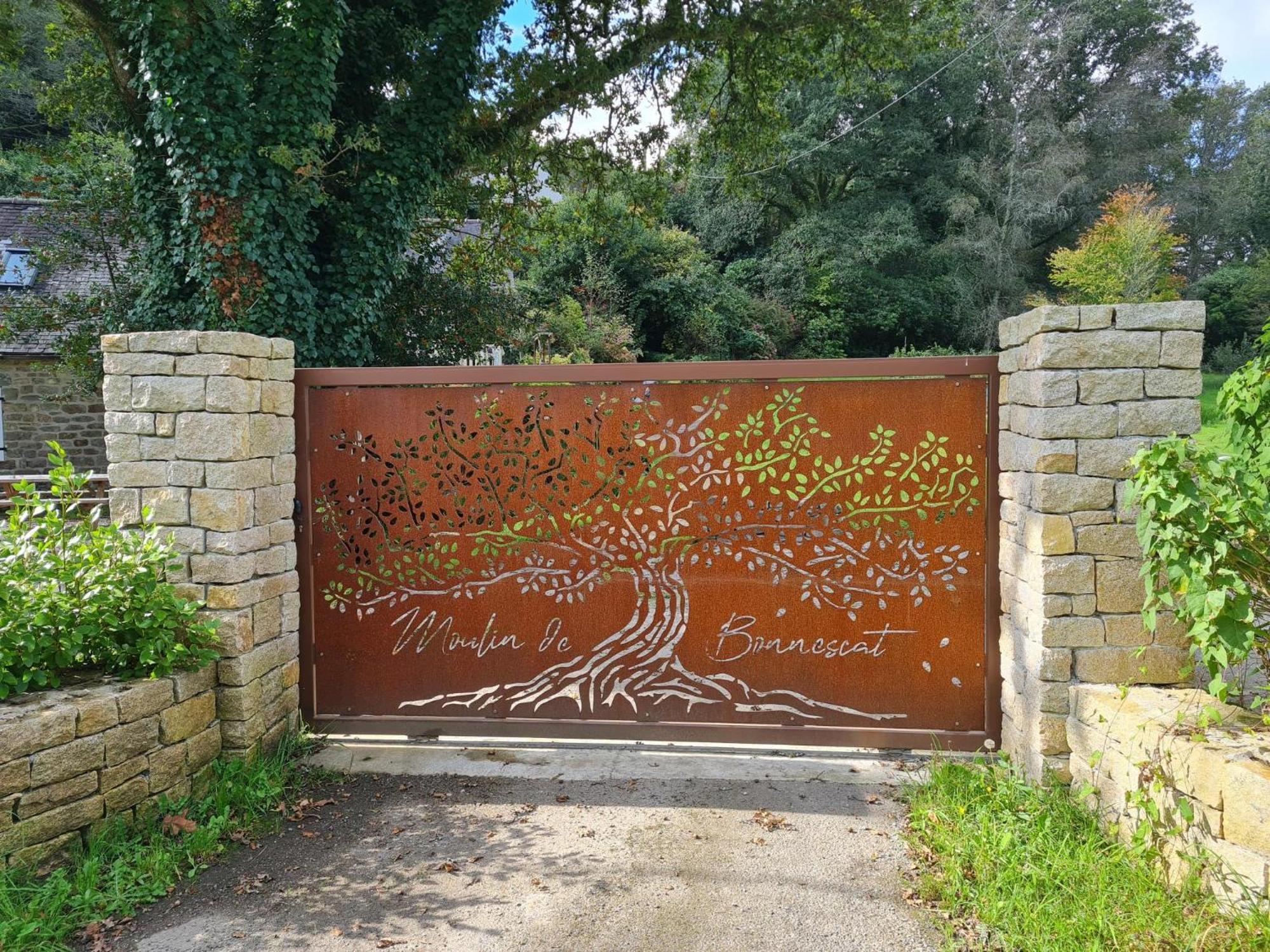 فيلا Moulin De Bonnescat Plogonnec المظهر الخارجي الصورة